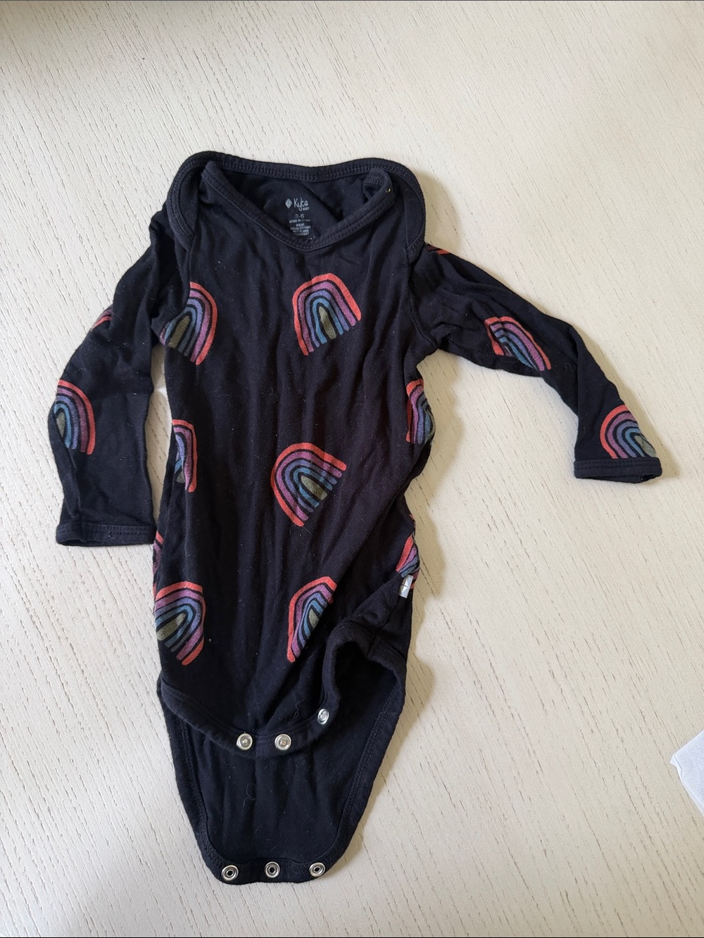 Kyte baby clementine rainbow bodysuit EUC